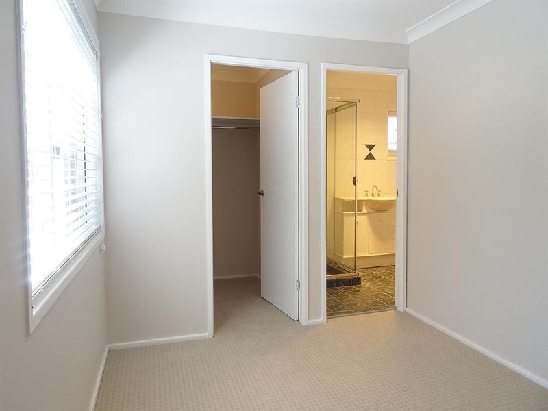 12 Wanawong Drive, Thornleigh NSW 2120