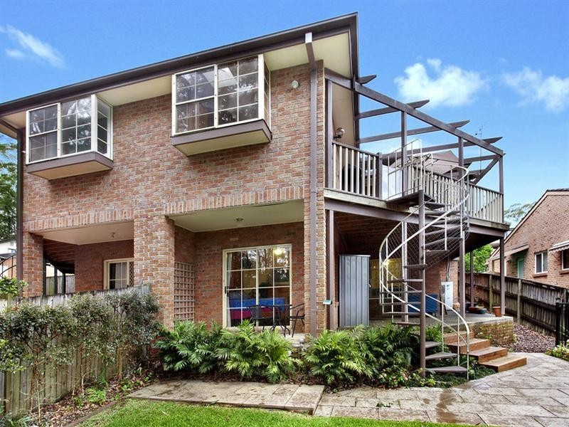 3/12 Handley Avenue, Thornleigh NSW 2120