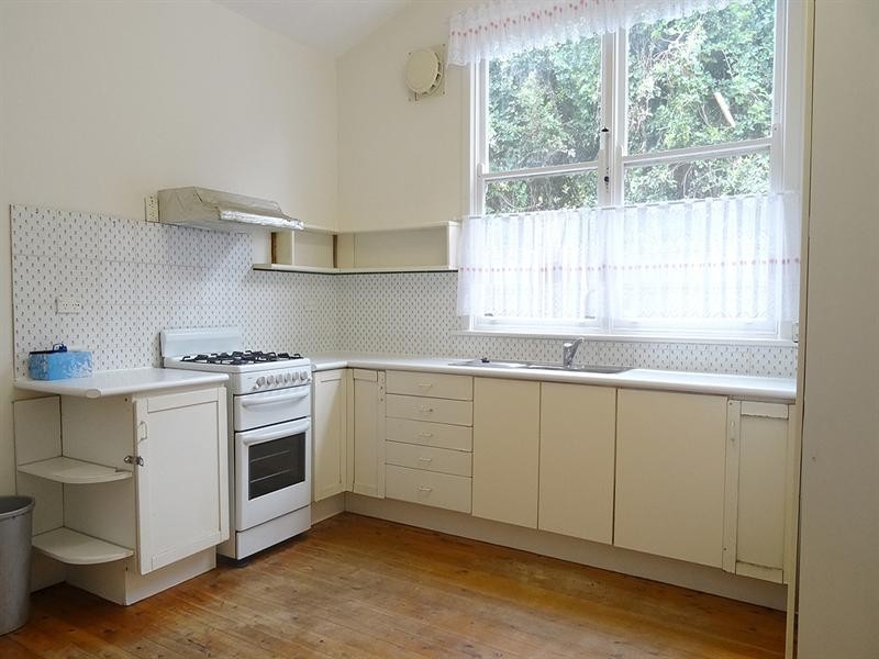 8 Park Avenue, Waitara NSW 2077