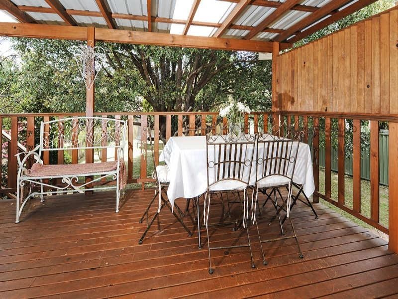 14 Lords Avenue, Asquith NSW 2077