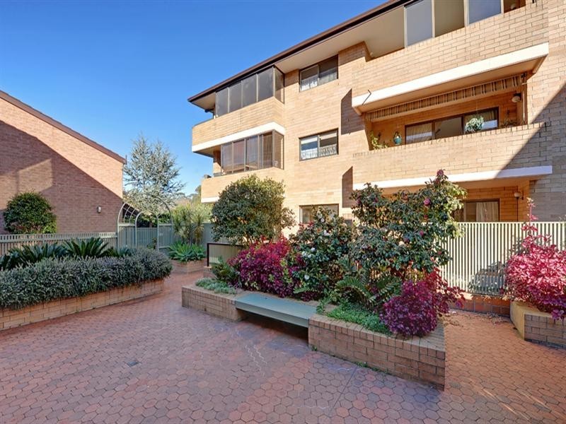 76/2 McAuley Place, Waitara NSW 2077