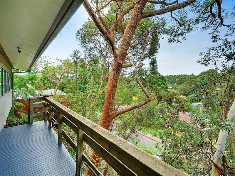 27 Northumberland Avenue, Mount Colah NSW 2079