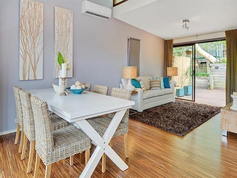 27 Northumberland Avenue, Mount Colah NSW 2079