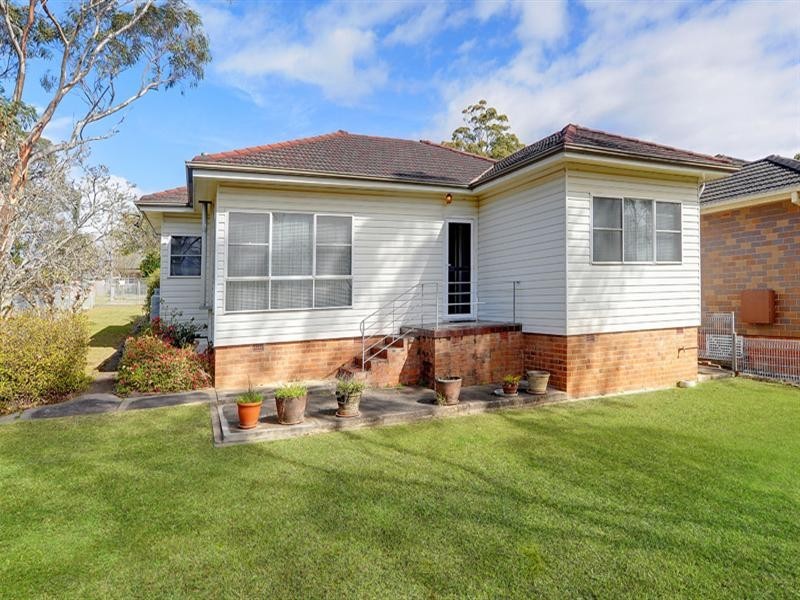 2 Dunoon Street (79 Barnetts Rd), Berowra Heights NSW 2082