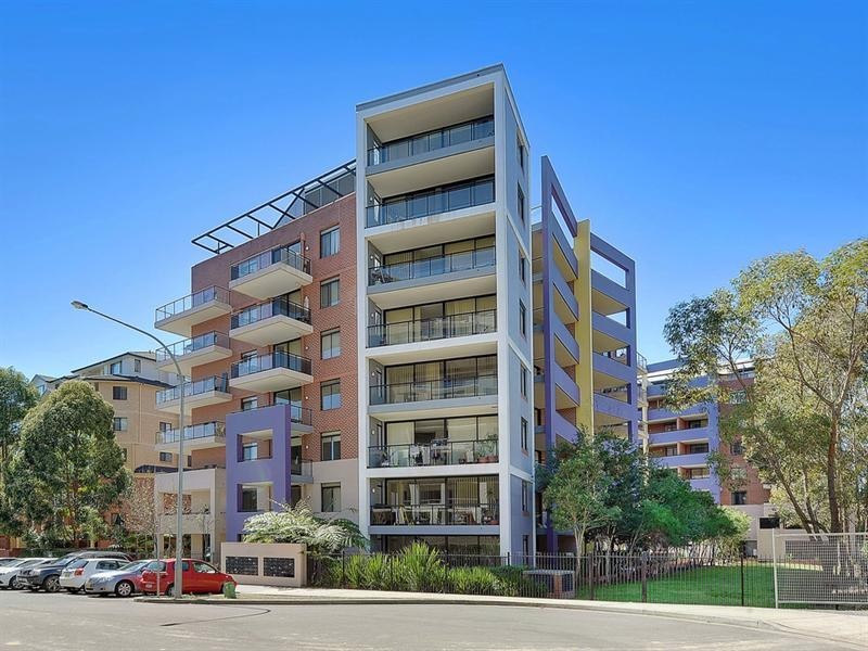 2302/32-36 Orara Street, Waitara NSW 2077