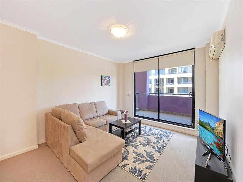 2302/32-36 Orara Street, Waitara NSW 2077