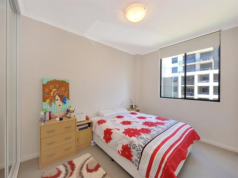 2302/32-36 Orara Street, Waitara NSW 2077