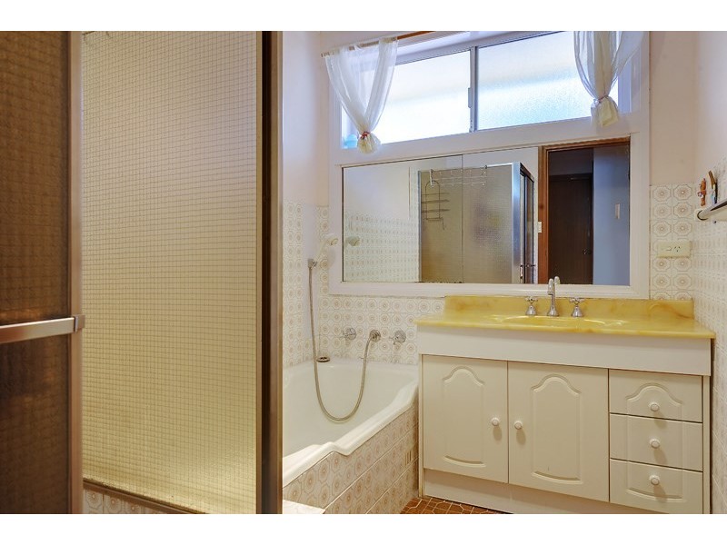 16 Hyland Avenue, West Pennant Hills NSW 2125