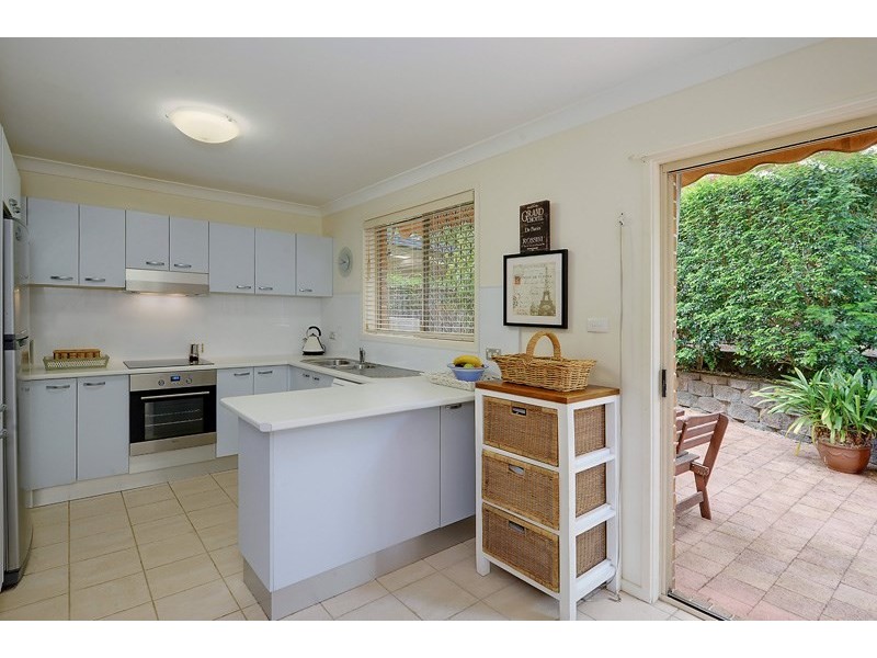 2/23B Bouvardia Street, Asquith NSW 2077