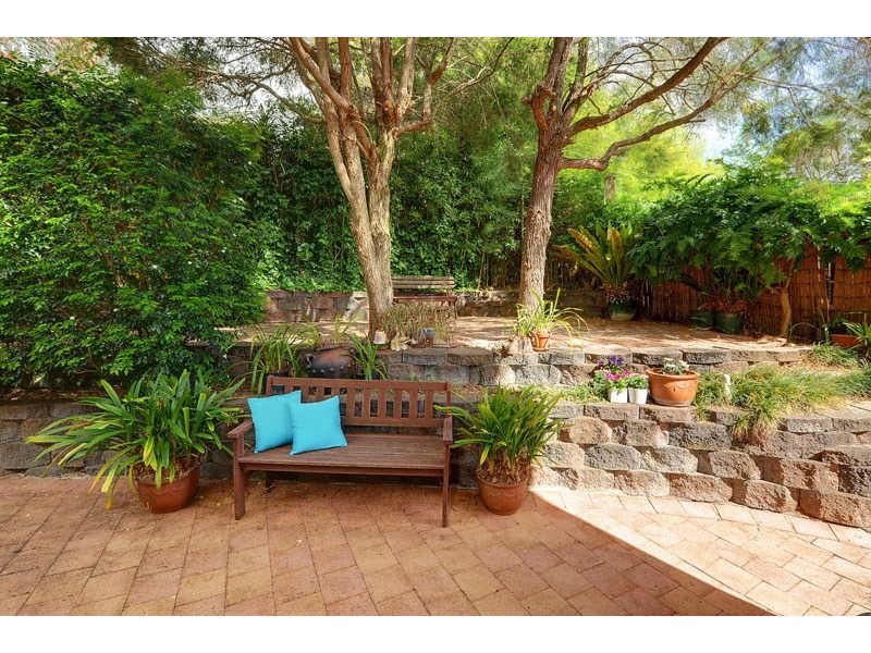 2/23B Bouvardia Street, Asquith NSW 2077