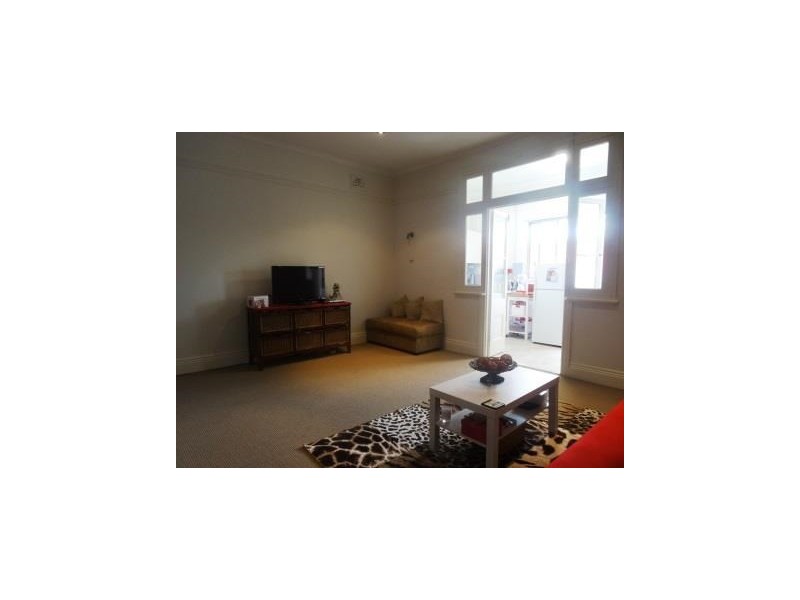 8A Waitara Avenue, Waitara NSW 2077