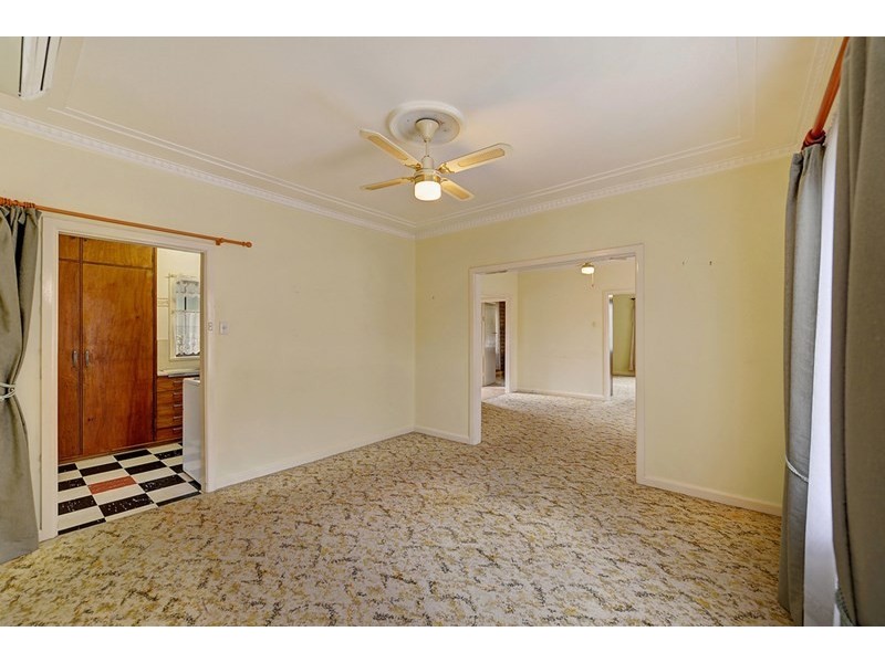 10 Harwood Avenue, Mount Kuring-gai NSW 2080