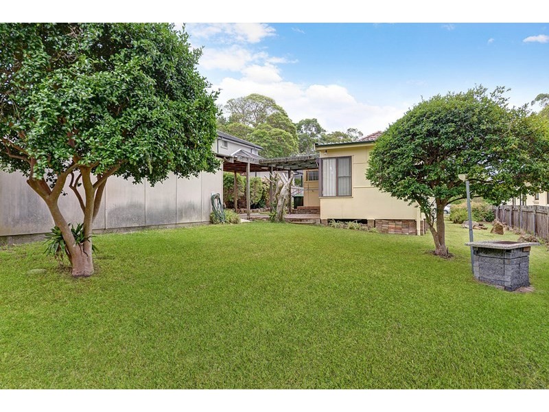 10 Harwood Avenue, Mount Kuring-gai NSW 2080