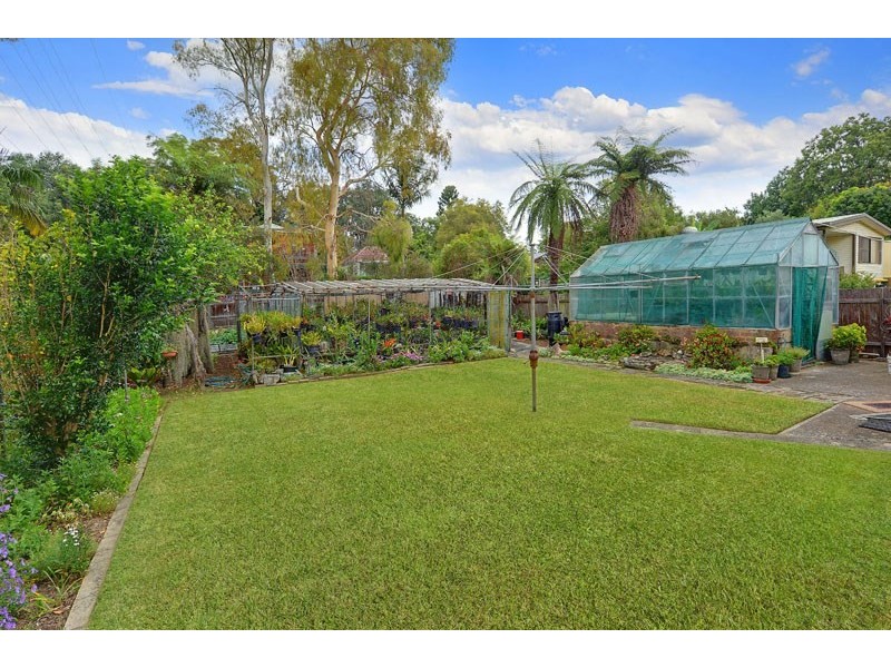 18 Queens Road, Asquith NSW 2077