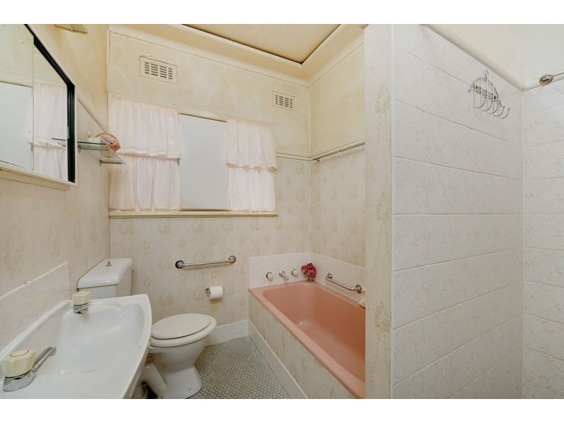 18 Queens Road, Asquith NSW 2077