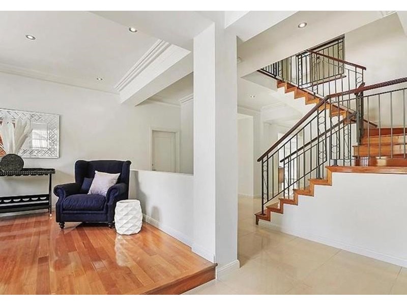 32A The Chase Road, Turramurra NSW 2074