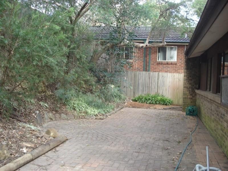 4 Cootamundra Road, Hornsby Heights NSW 2077