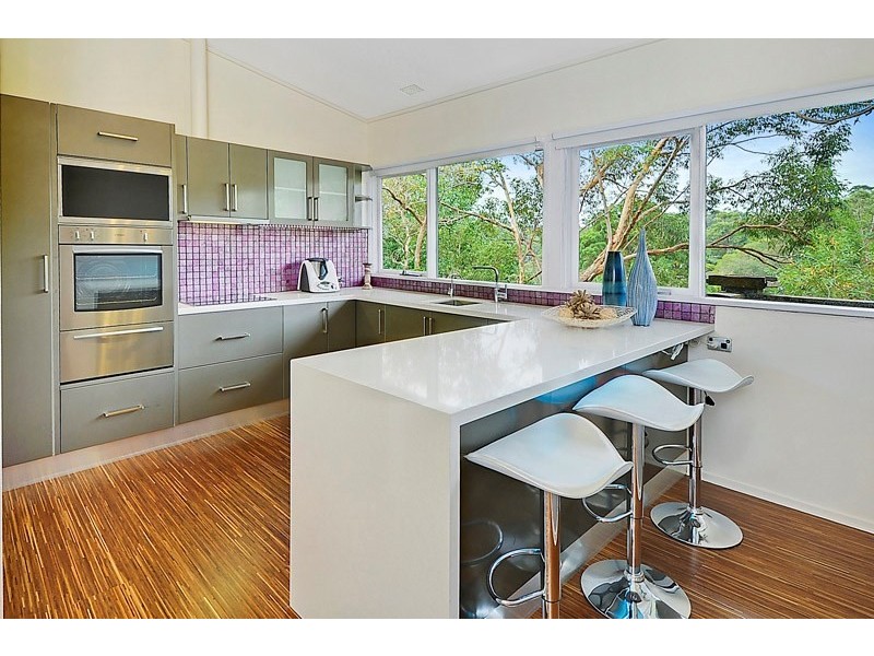27 Northumberland Avenue, Mount Colah NSW 2079