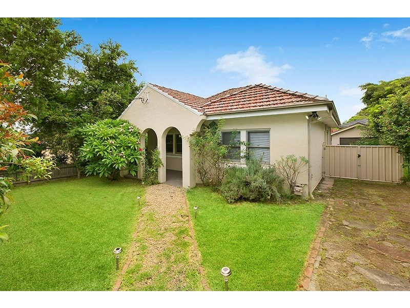 6 Baldwin Avenue, Asquith NSW 2077