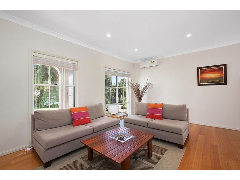 4 Huntingdale Way, Thornleigh NSW 2120