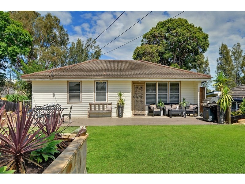 18 and 18A Michigan Avenue, Asquith NSW 2077