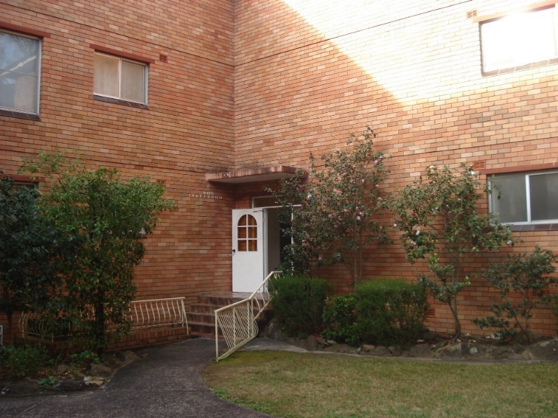 33 Muriel Street, Hornsby NSW 2077