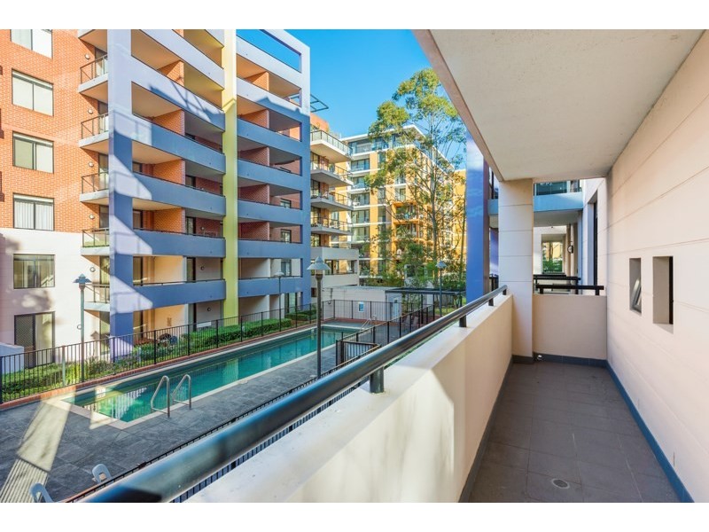 2206/32-36 Orara Street, Waitara NSW 2077