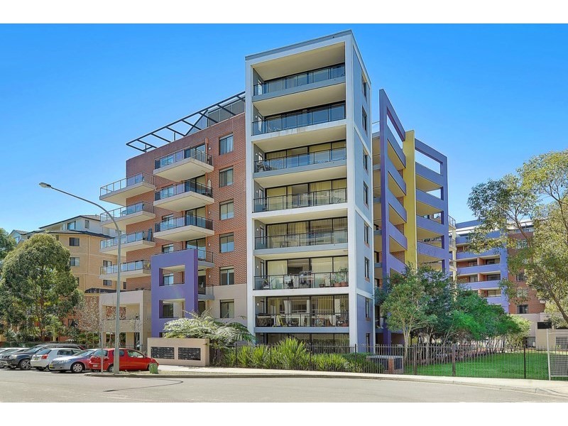 2206/32-36 Orara Street, Waitara NSW 2077