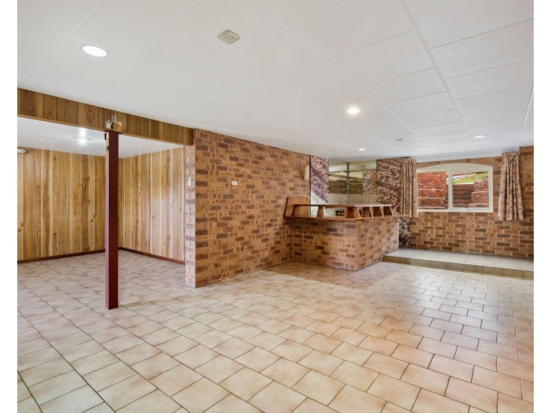 24 Lonsdale Avenue, Berowra Heights NSW 2082