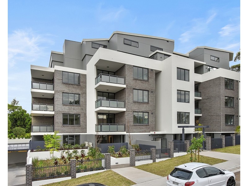 1/2 Bouvardia Street, Asquith NSW 2077