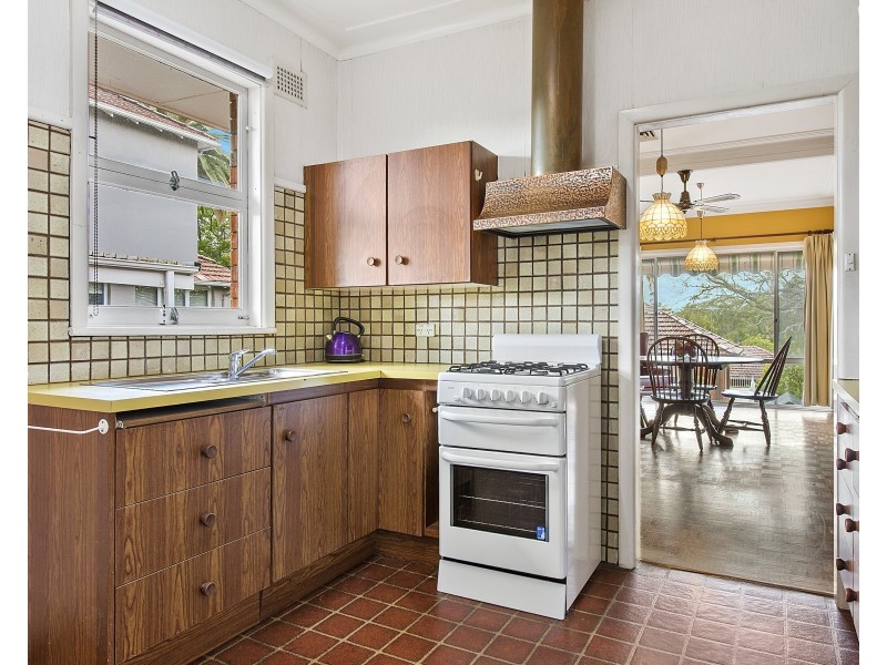 8 New Farm Road, West Pennant Hills NSW 2125