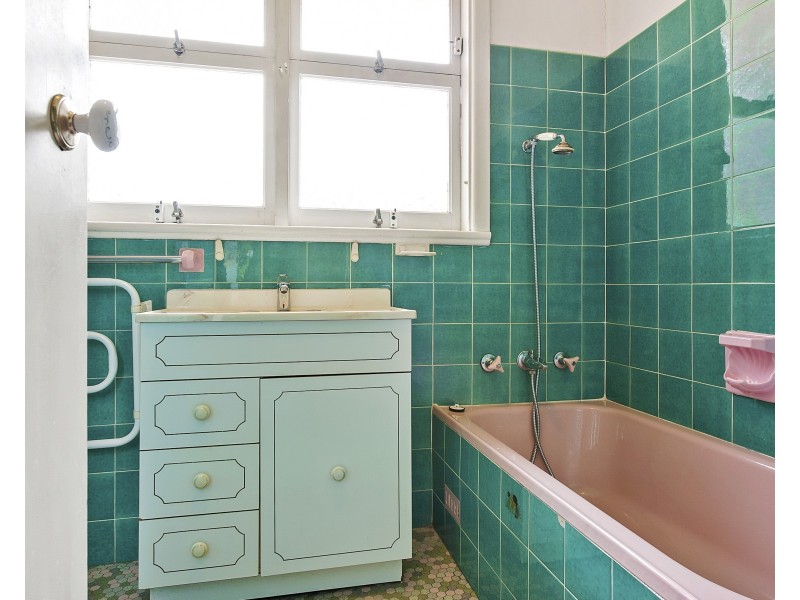 8 New Farm Road, West Pennant Hills NSW 2125