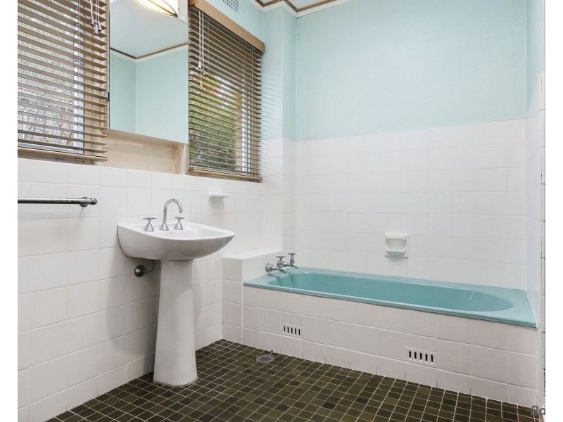 4 Cherry Street, Warrawee NSW 2074