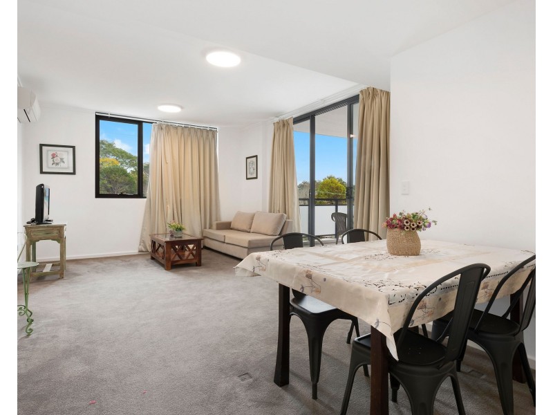 12/2 Bouvardia Street, Asquith NSW 2077