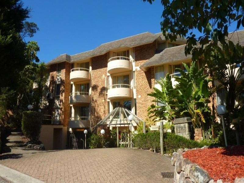 18/1 Woolcott Avenue, Wahroonga NSW 2076