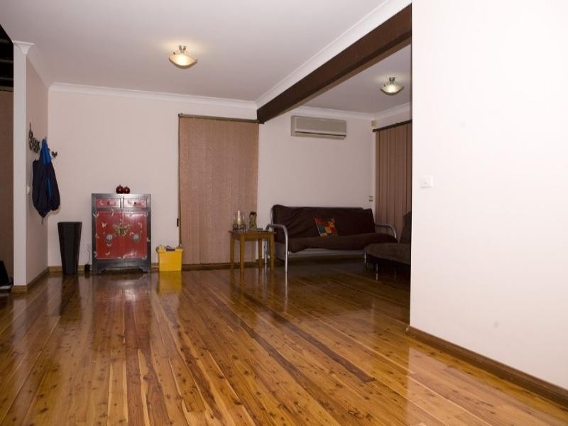 99 Oxley Drive, Mount Colah NSW 2079