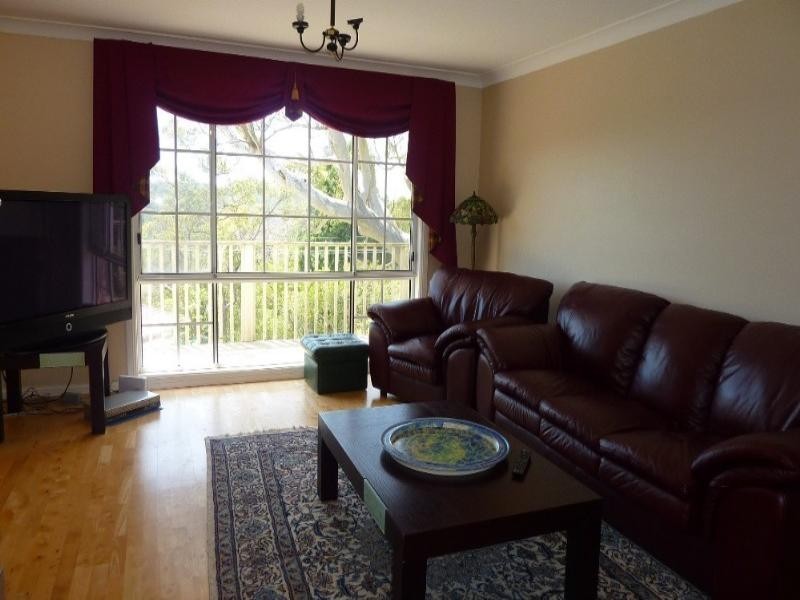 9 Grevillea Crescent, Hornsby Heights NSW 2077