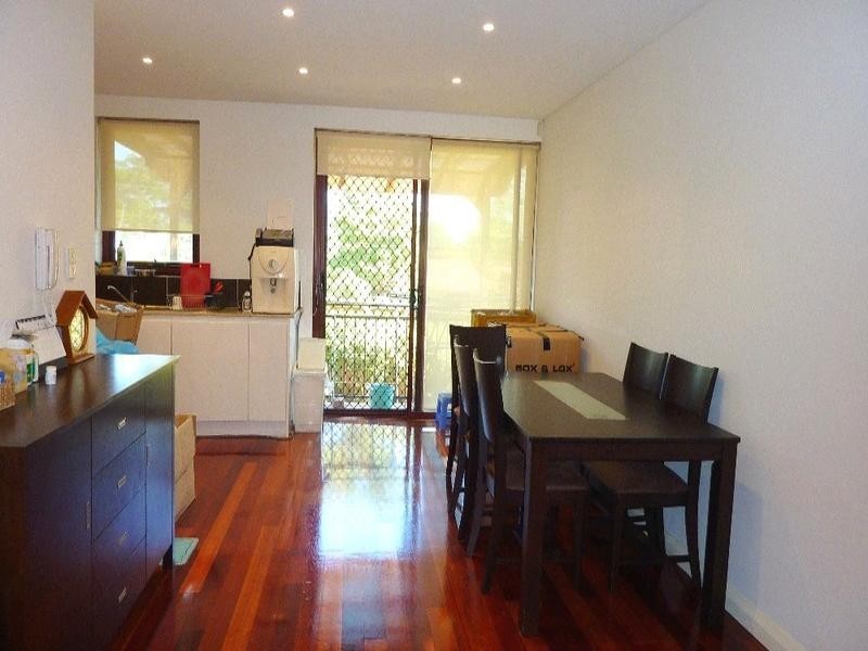 4/15 Adderton Road, Dundas NSW 2117