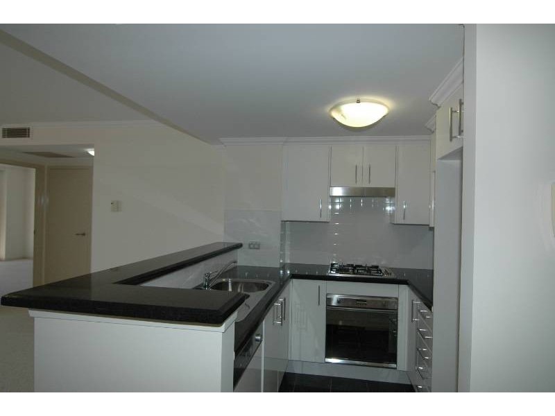 111/14-18 Thomas Street, Waitara NSW 2077