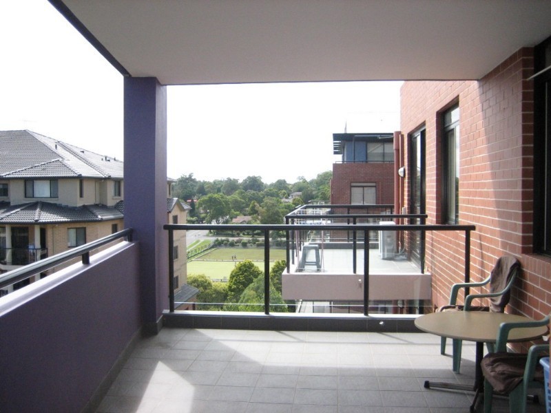 2705/32-36 Orara Street, Waitara NSW 2077