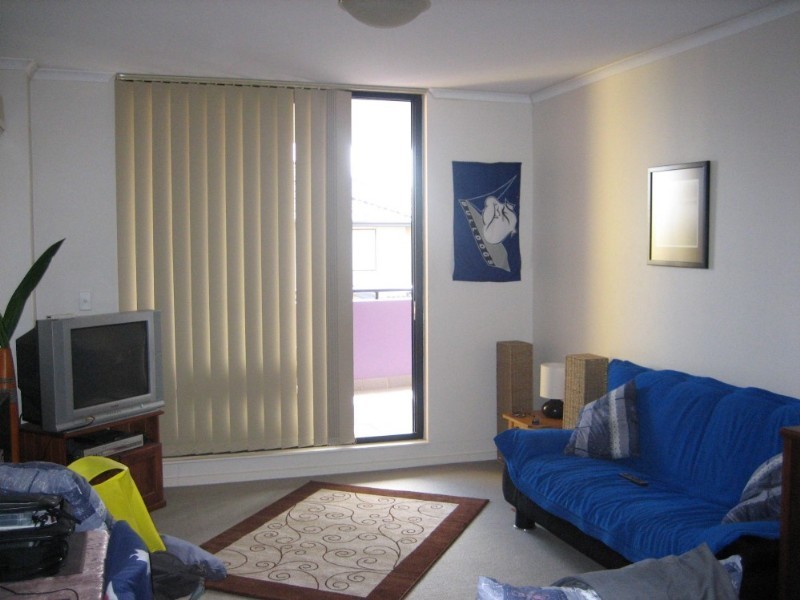 2705/32-36 Orara Street, Waitara NSW 2077