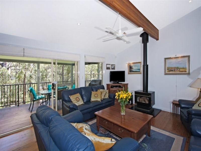 52 Hillcrest Road, Mirrabooka NSW 2264