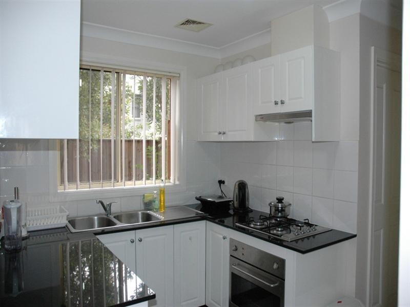 TH: 6/11-15 Haldane Street, Asquith NSW 2077