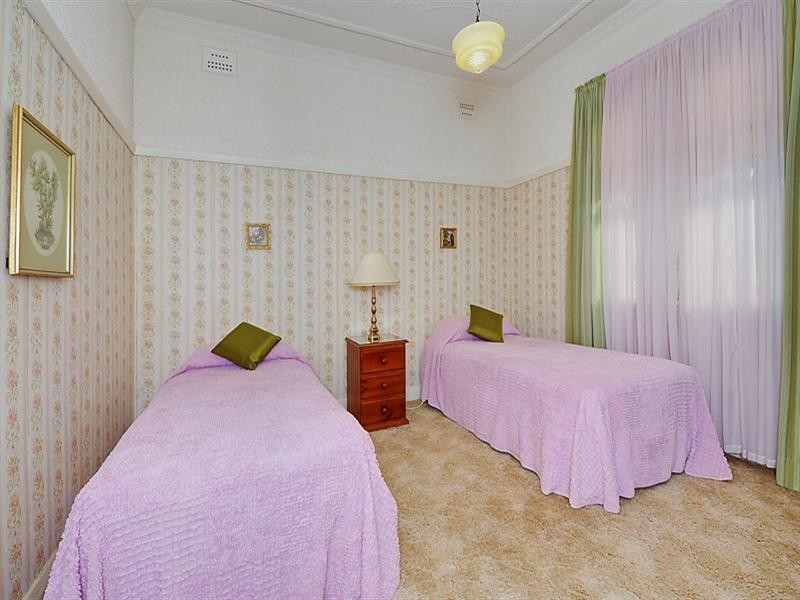 10 Royston Parade, Asquith NSW 2077