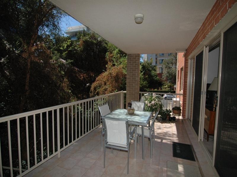 2/29-31 Romsey Street, Waitara NSW 2077