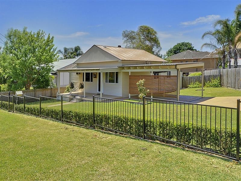 2 Hyacinth Street, Asquith NSW 2077