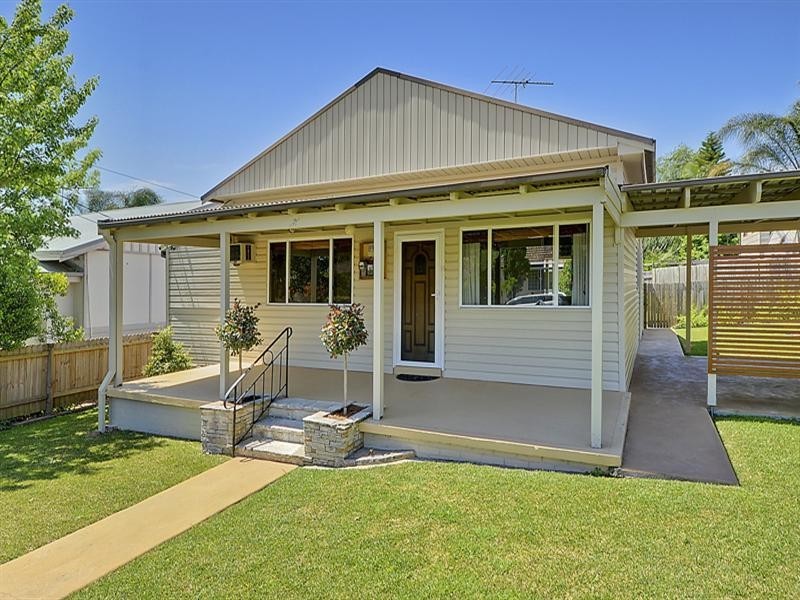 2 Hyacinth Street, Asquith NSW 2077