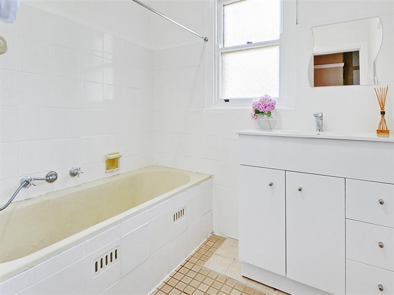 14 Belmont Parade, Mount Colah NSW 2079