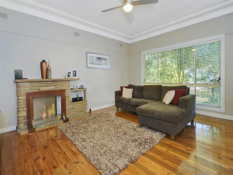 30 Lords Avenue, Asquith NSW 2077