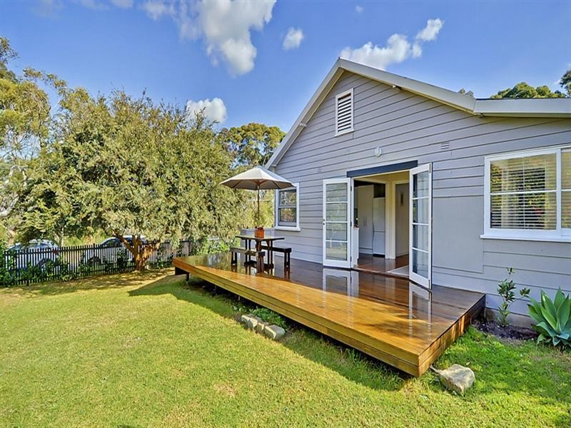 15 Leeming Street, Mount Kuring-gai NSW 2080